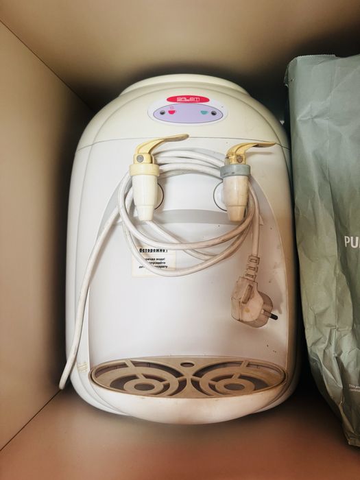 Продам диспенсор