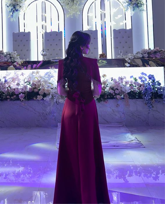 Платье размер 42