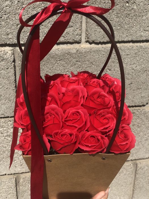 Корпоративные подарки, мыльные розы, букеты оптом