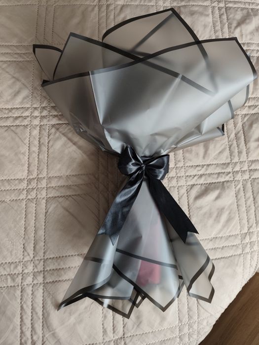 Букет от вечни рози - сатенени