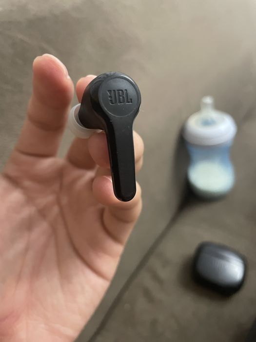 Наушники JBL TUNE215TWS