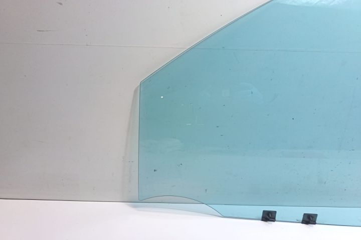 Geam usa fata stanga Renault Zoe prima generatie