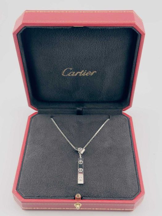 Колье Cartier Love