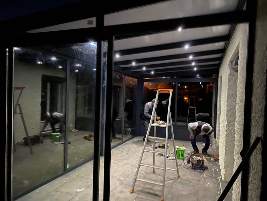 Биоклиматични перголи , Веранди , Остъкляване