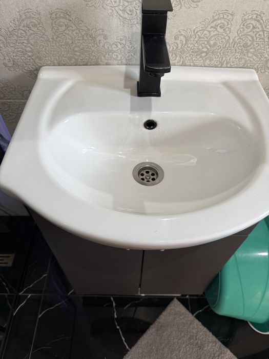 Set dulap+lavoar+baterie