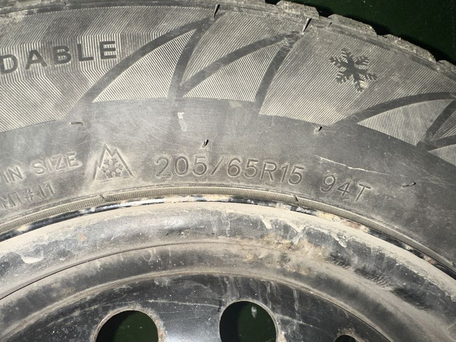 Продам зимнюю резину