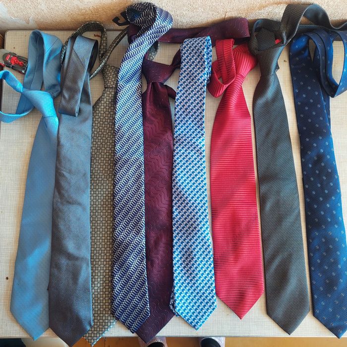 Продам. Галстуки не дорого
