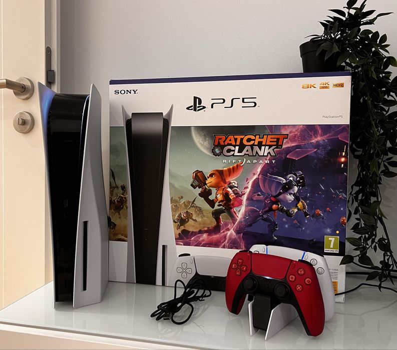 Playstation 5 825GB Disc *FULLBOX*+2 manete+stație de încărcare