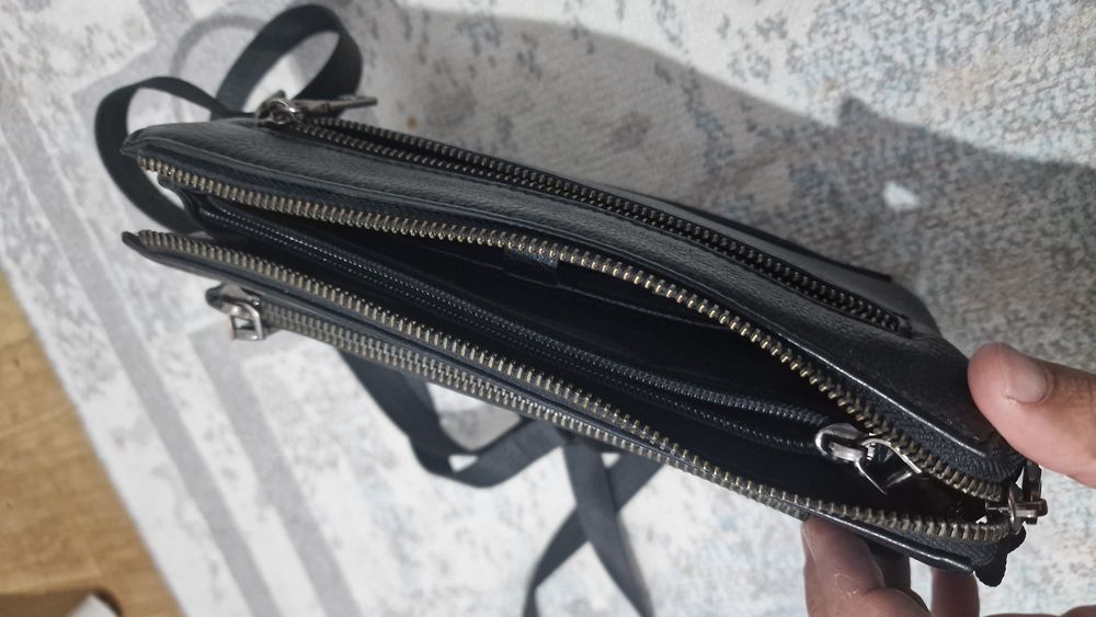 Барсетка кожаны,