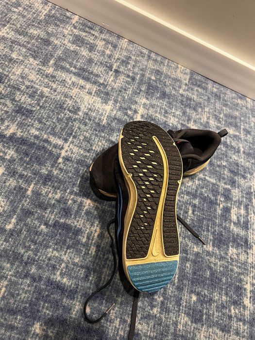 Adudasi nike marimea 41.5