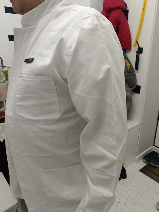 Продам Белый халат