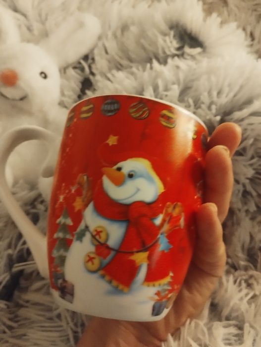 Vand cana de Craciun cu jucarie noi -cadou