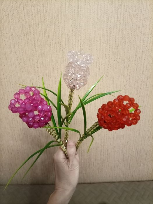 Тюльпаны из бусин, букет 3 шт.