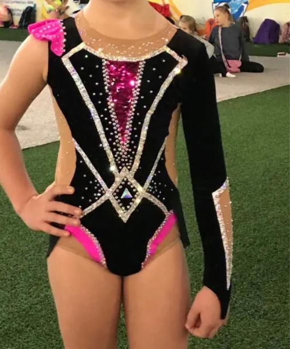 продам детский купальник гимнастический