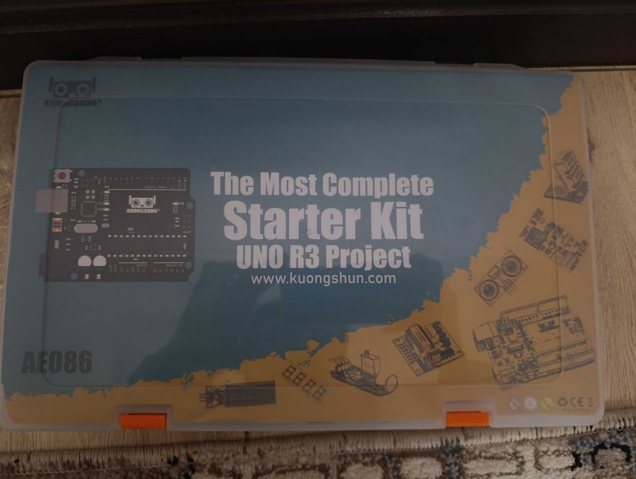 Arduino UNO R3 starter kit