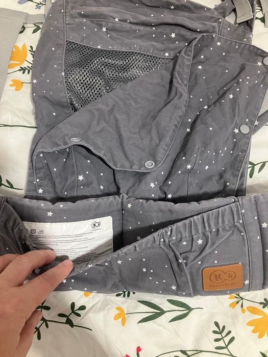 Vând 2 hamuri marsupii copii