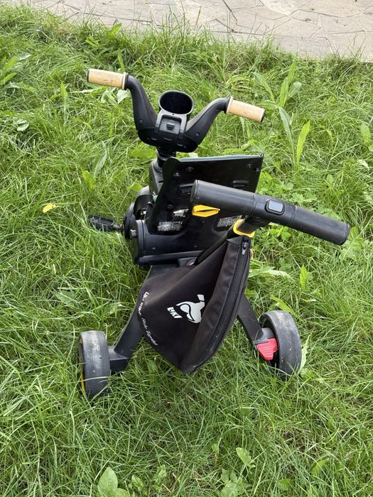 Продается детский велосипед-коляска Doona Liki Trike S3