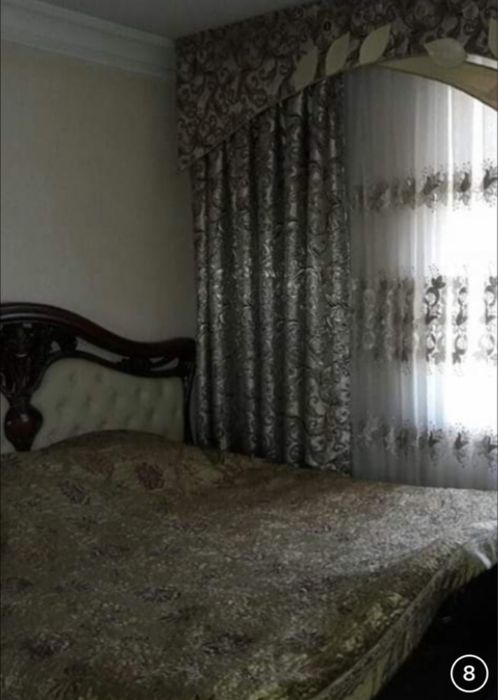 Срочно!!! Продается 4 комнатная квартира.могу дать в аренду  за 500 до