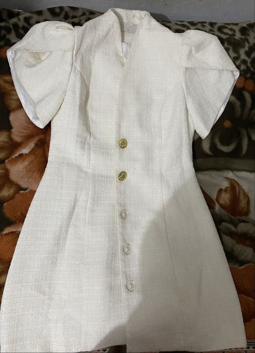 Платье ……………………..