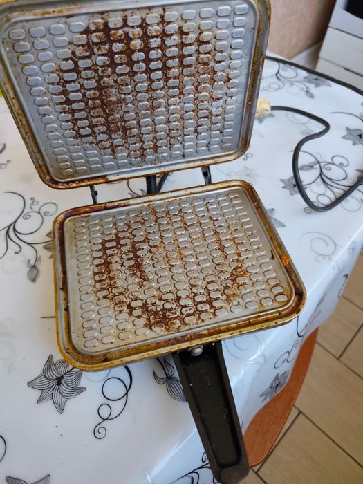 Электровафельница