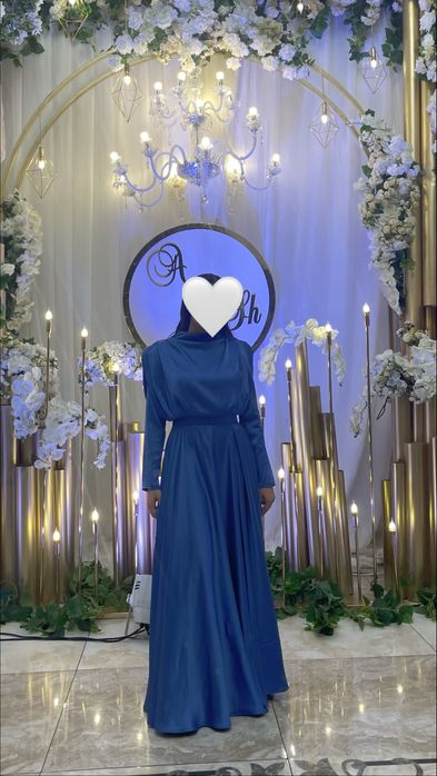 Вечернее платье