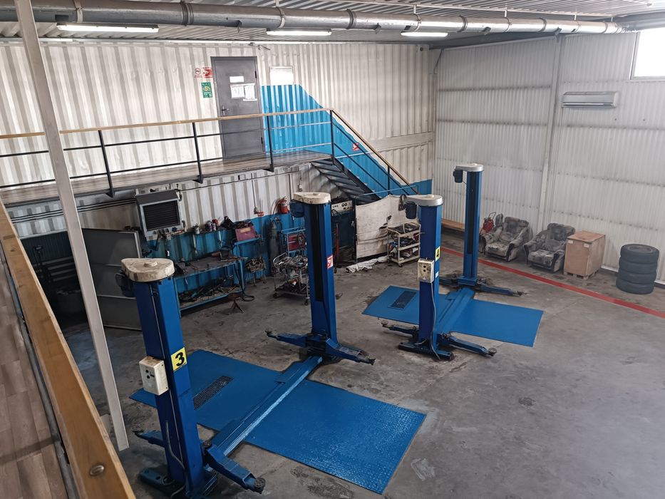 Строение , коммерческое здание