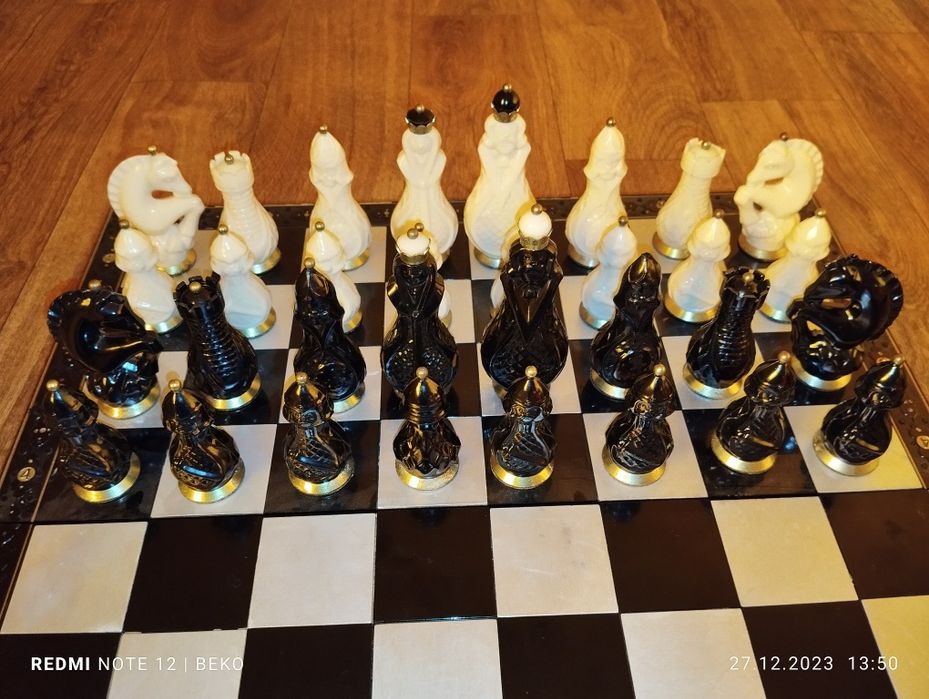 Fil suyagidan boʻgan 1987 yil SHAXMAT sotiladi