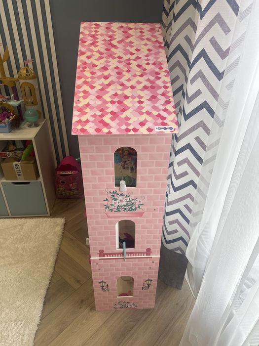 Продаю Детский кукольный домик