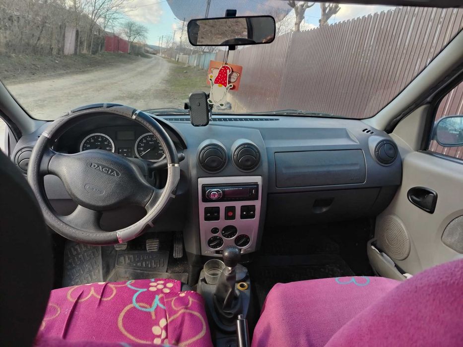 Mașina de vânzare  2000€  negociabil și mai mult