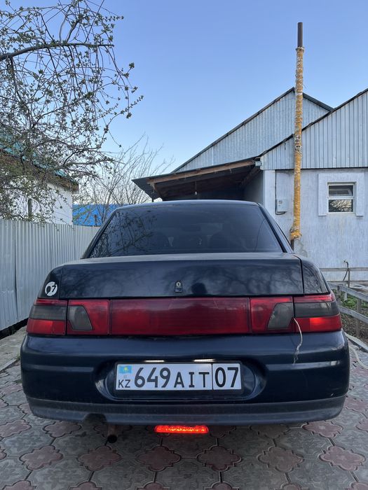 Поодам ваз 2110 саттылады