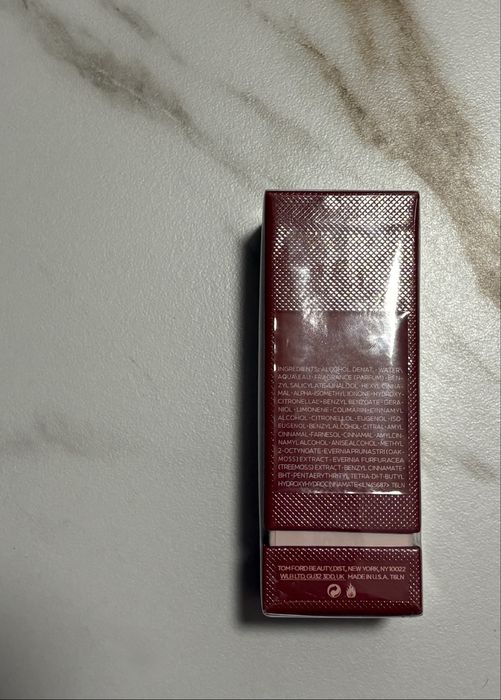 Tom Ford lost cherry cu bon