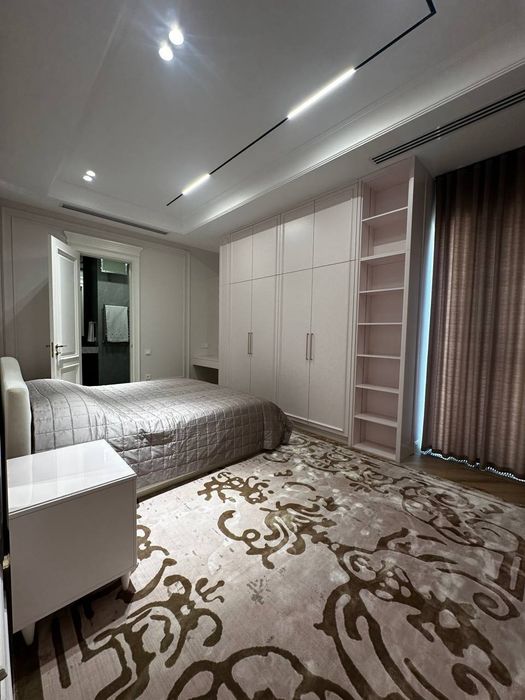 Продается 5ти ком кв-ра, ЖК Mirabad Avenue, ор-р: Госпитальный, 232м²