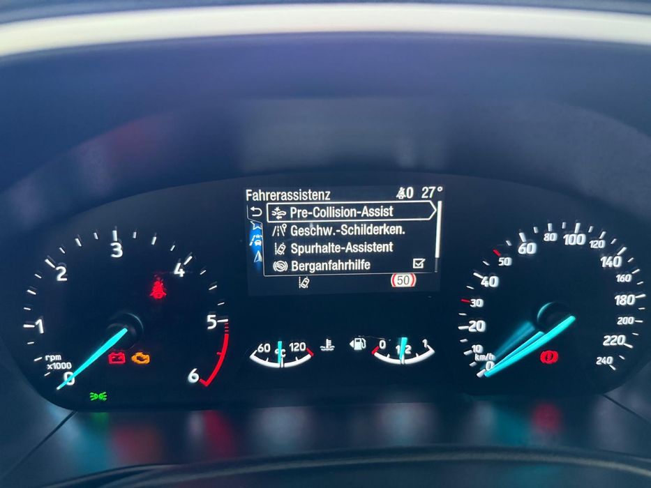 FORD Focus 2019 — imagine 3