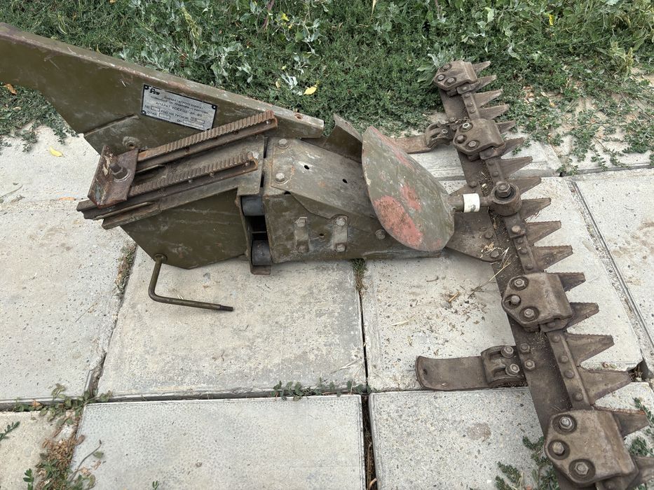 Българска палцева косачка