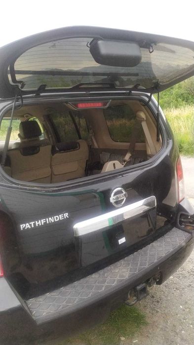 Продаю  Ниссан Панфайдер 2008г