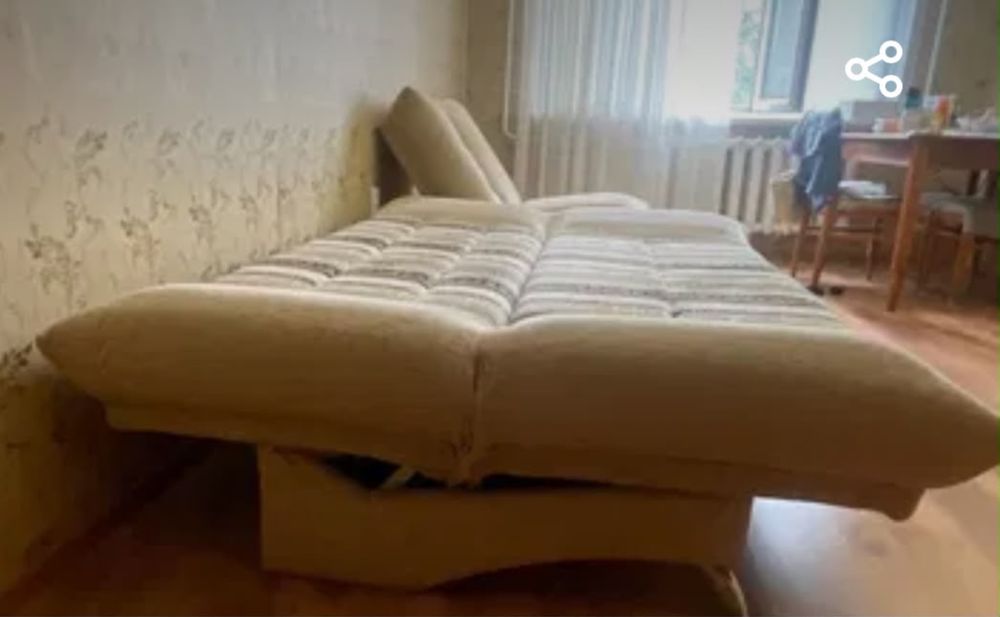 Продам мягкий уголок диван и кресло