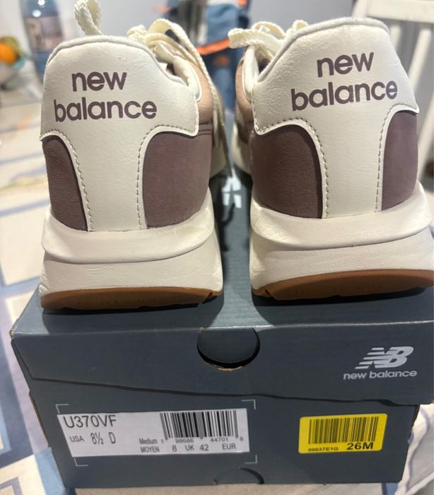 Sneakers low New Balance dama marimea 42