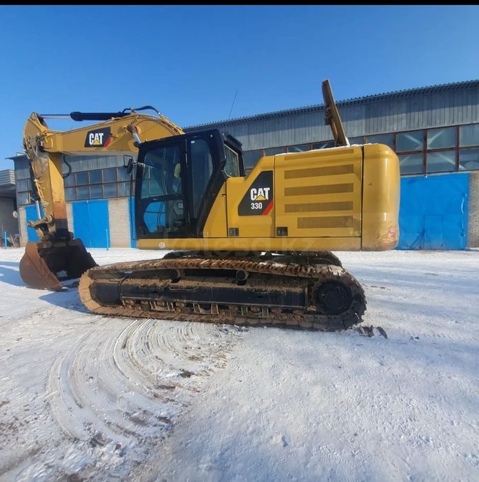 Услуги гусеничного эксковатора