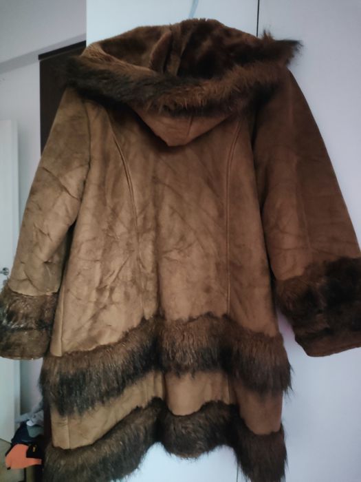 Vand haina de blana superba