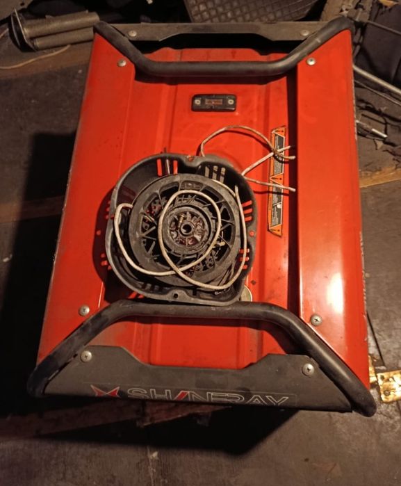 Бензиновый генератор