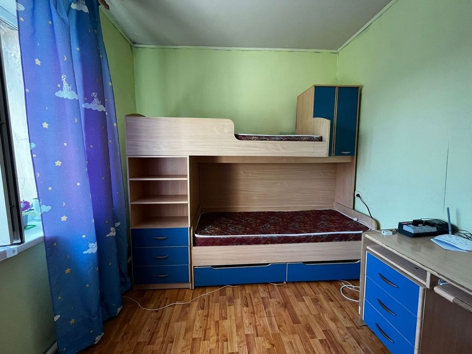 Продам детский гарнитур б/у