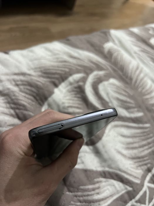 телефон samsung A73 5G