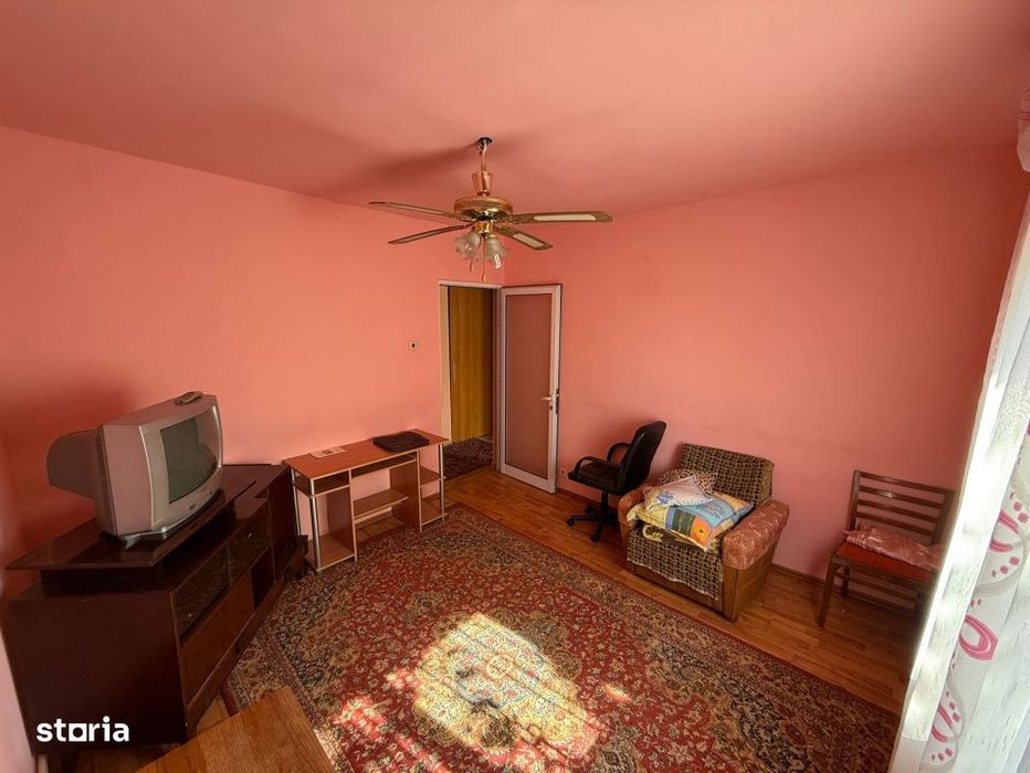 Apartament 3 camere, 66 mp utili, 2 bai, dressing  – bloc caramida