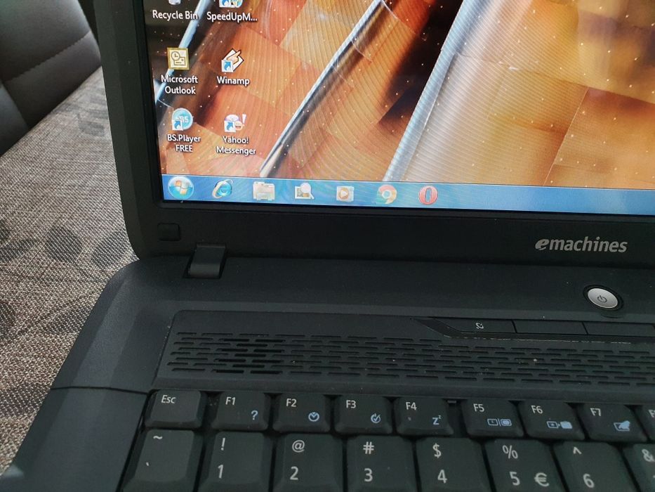 Laptop  marca Emachines