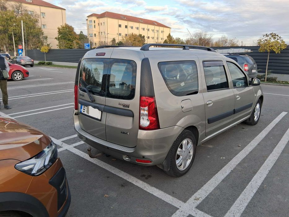 27.000 LEI NEGOCIABIL

Dacia Logan MCV 5 locuri 2009