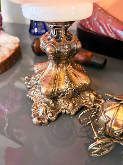 Fructiera cu picior de argint