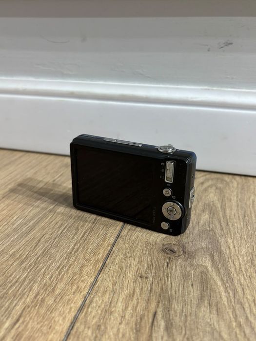 Цифровой фотоаппарат BenQ DC E1430