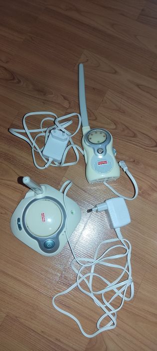 Sistem interfon Fisher Price pentru monitorizarea bebelușilor/copiilor