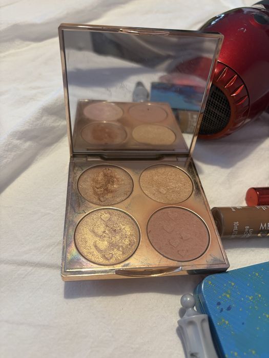 Гримове на бенефит и други