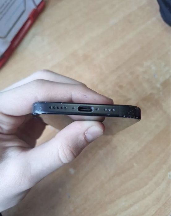 iPhone 15, 128 ГБ, 1 SIM